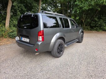 Nissan Pathfinder 2,5 dCI 4x4 , 7 miestny - 4