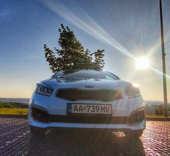 KIA Ceed 1.4 CVVT, r.v. 2017, 103 900 km – TOP STAV, STK do - 4