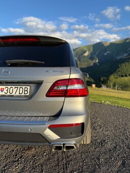 Mercedes ML 63 AMG V8 Biturbo • 386 kW/525 koní • TOP STAV • - 4