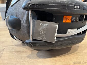 Autosedačka Cybex platinum Cloud Q - 4