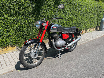 Jawa 250/590 Californian III - 4