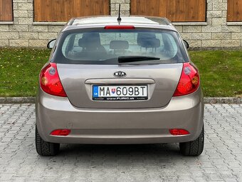 Kia Ceed 1.6i - 4