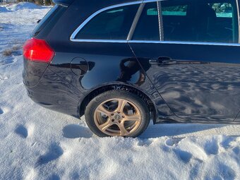 Opel Insignia sport tourer - 4