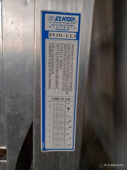 Hliníkový rebrík 3 dielny - 4