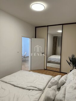Veľký 2 izbový byt 50m2+ 30m2 predzahrádka+parkovacie miesto - 4