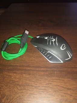 Predám herné slúchadlá Hyper X clund II Headset - 4
