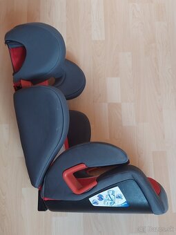 Autosedačka CHICCO Artsana Universal 15-36 kg - 4