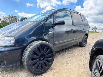 Predám elektróny dvojroztec 5x100 a 5x112 225 45 R18 - 4