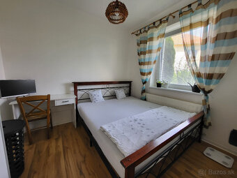 Útulný 2-izbový apartmán s terasou a záhradkou - 4