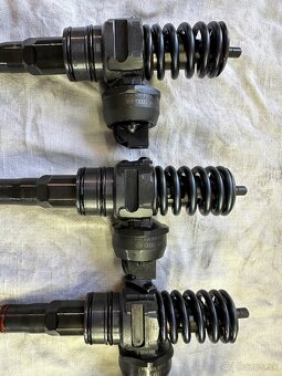 038130073BA Vstrekovac 1,9tdi/96kw - 4