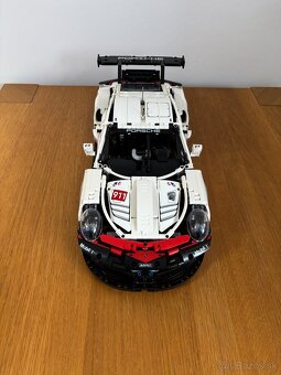 LEGO Technic 42096 Porsche 911 RSR - 4