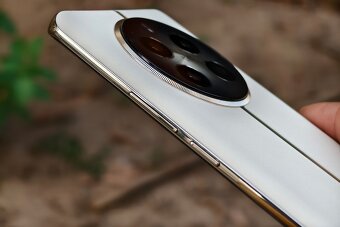 Smartfón Realme 12 Pro+ 5G (12GB RAM, 512GB ROM), béžová - 4