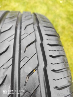215/55 r17 letné pneu.8 mm  DOT.4125 - 4
