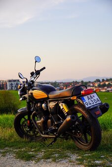Royal Enfield Interceptor 650 - 4