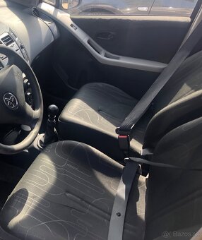 Toyota yaris - 4