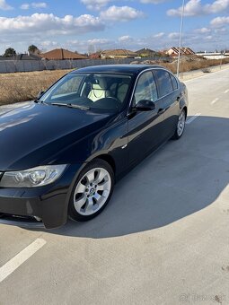Predám BMW E90 330d - 4