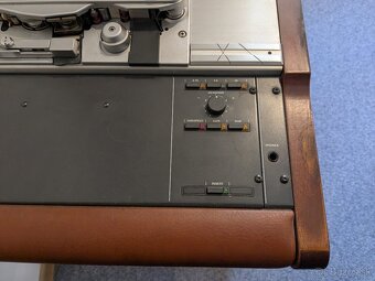 Studer A807 - 4