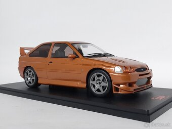 1:18 - Ford Escort RS (1998) - IXO Models - 1:18 - 4