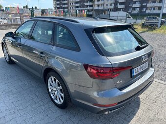 Audi A4 Avant 40 2.0 TDI quattro S tronic - 4