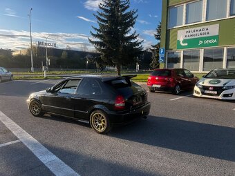 Predám Hondu Civic 6g K20 závodný špeciál - 4