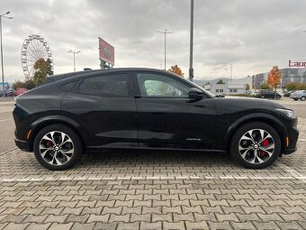 Ford Mustang Mach-E AWD Extended Range 273kW (2022) - 4