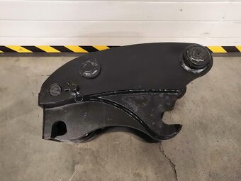 Rýchloupinák na traktorbager Caterpillar 432 a iné - 4