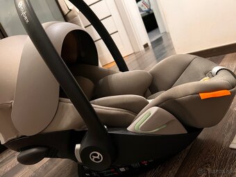 Cybex Cloud G i-Size Plus 45-87 cm Lava Grey - 4