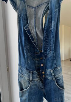 Met Jeans overal - 4