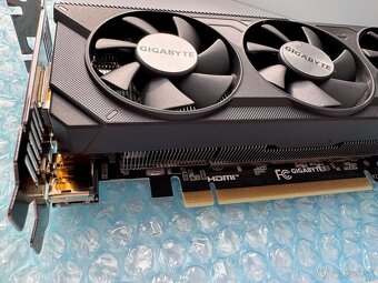 RTX 4060 8GB Gigabyte Low Profile 3 vetráková - 4