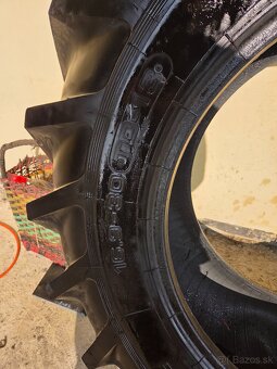 Predam pneumatiky na traktor LKT - 4
