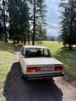 LADA VAZ 2105 - 4