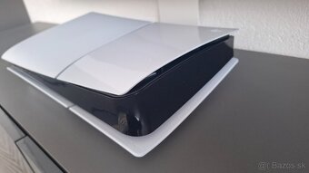 Kryt PlayStation 5 Slim - 4