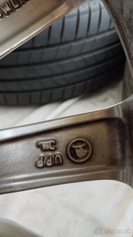 Sada elektrónov škoda s pneu Bridgestone 205/55 16 letné - 4