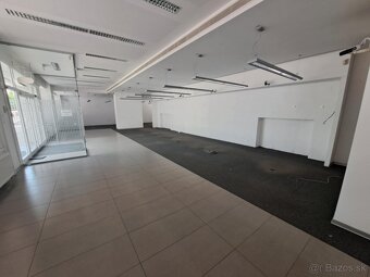 Obchodný priestor 250 m2, na pešej zóne, Vrútky - 4