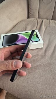 apple Iphone 14 128gb cierny, 86% bateria - 4