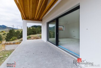 Rodinný dom na predaj - Ružomberok - 4