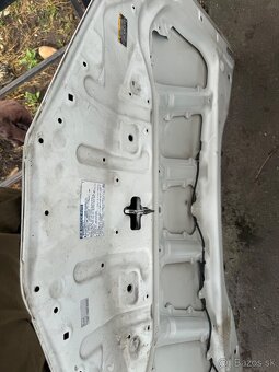 Predná kapota Toyota Auris II E180 lift farba 040 - 4