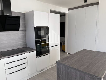 Na prenájom veľký 3-izbový byt 108m2+terasa, Piešťany-Banka - 4