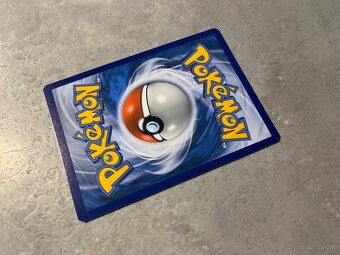 CHARIZARD-HOLO EVOLUTIONS 2016 - 4