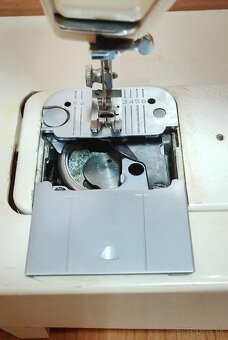 Šijací stroj LÚČNIK. - 4