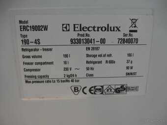 Chladnička s mrazničkou Electrolux 208l - 4