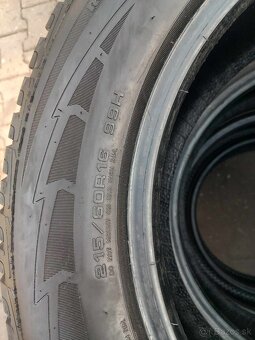 Pneumatiky zimné - Goodyear 215/60/R16 - 4