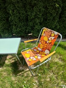 Rezervovane - Staré kempingové stoličky a stôl - 4