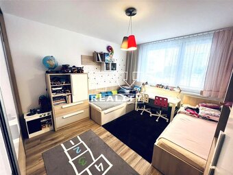 3 izbový  zrekonštruovaný byt 65 m2, v tehlovom bytovom... - 4