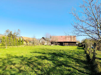 RD S KRÁSNYM VEĽKÝM POZEMKOM 1621M2 ČIAST.REKONŠTRUKCIA UDRŽ - 4