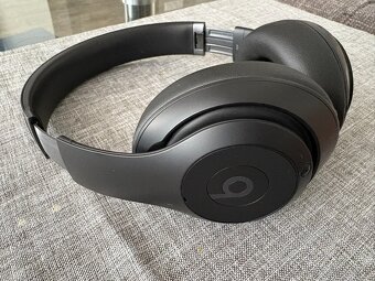Beats Studio Pro - 4