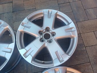 hlinikové disky-org.Toyota Rav 4--71/2Jx18-ET-45--5x114,3 - 4