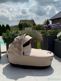 Vanička Cybex PRIAM4 Carrycot Simply Flowers - nude beige - 4