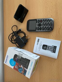 Nový mobil Maxcom - 4