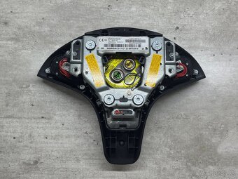 Predam AirBag s multifunkcnymi tlacidkami Mercedes - 4